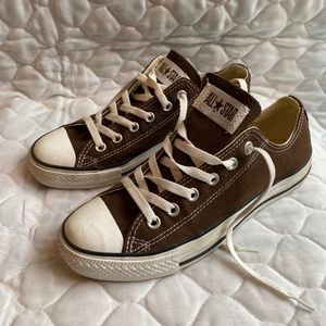 Brown Converse